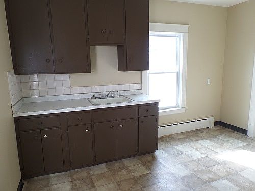 5th image of 1547 Whitney Ave
