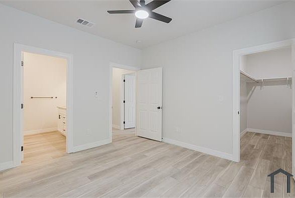 1st image of 611 Olaf Dr #A