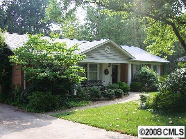 Gorgeous ranch priced to sell