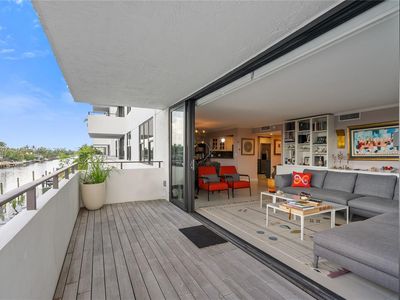 9660 W Bay Harbor Dr APT 3B, Bay Harbor Islands, FL, 33154