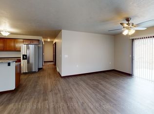 1411 Kayla Pl #1, Harrisburg, SD 57032