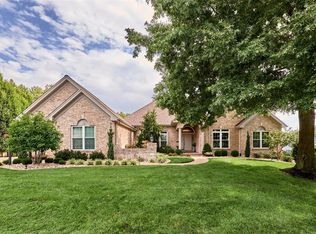 1174 Whitmoor Dr, Weldon Spring, MO 63304