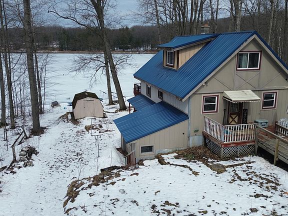 4th image of 10131 Alpine Dr