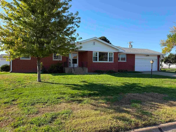 305 Beacon Pl, Columbus, NE 68601