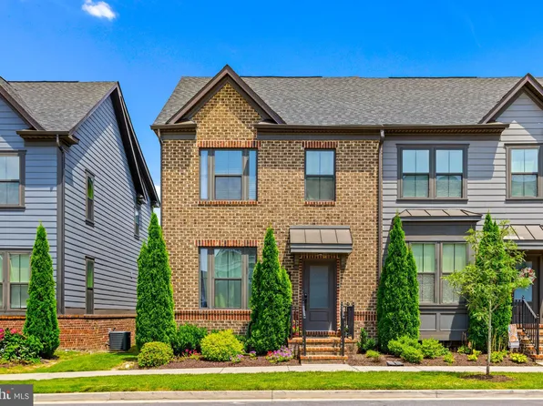6412 Dalston St, Middle River, MD 21220