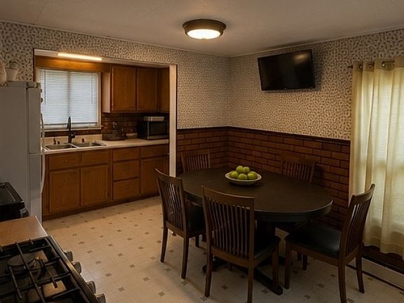 5th image of 9 Chestnut St