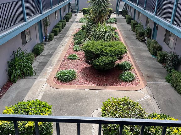 3rd image of 2610 X St APT 8