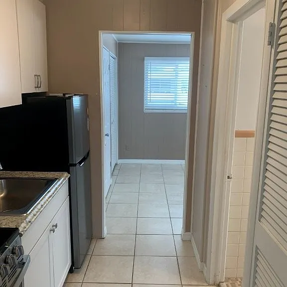 2428 Palm Ridge Rd — Photo 6