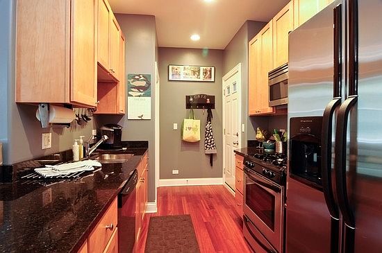 4th image of 2045 N Kedzie Ave APT C1