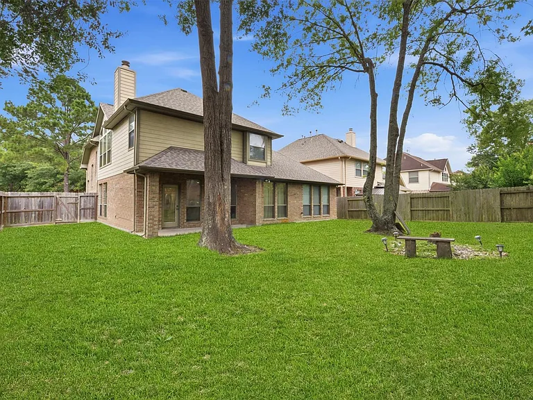 3331 Lost Maple Forest Ct — Photo 39