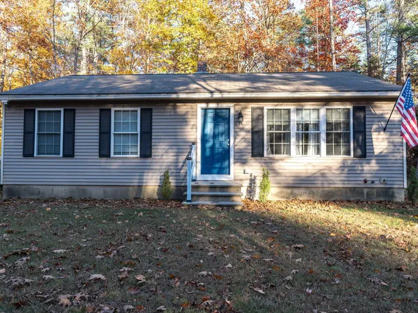 22 Briar Lane, Waterboro, ME 04061