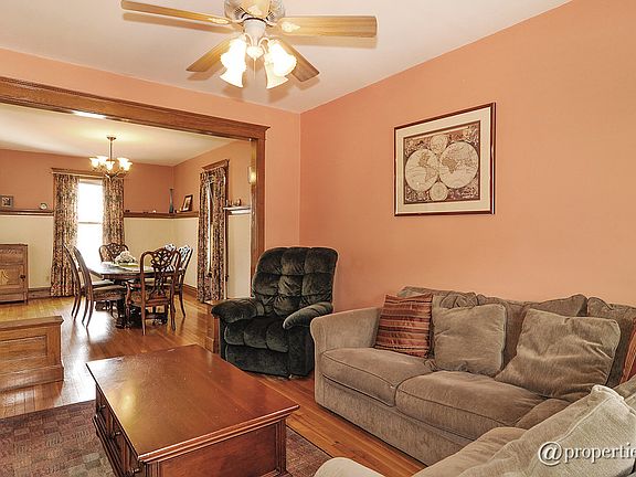 Living Room/Dining Room