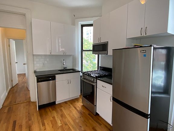 3rd image of 312 E 84th St APT 5B