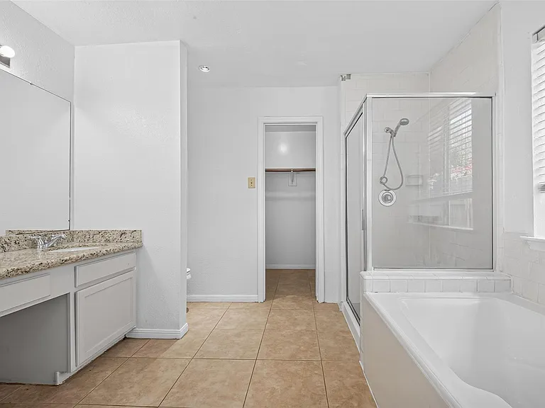 6510 Grand Haven Dr — Photo 36