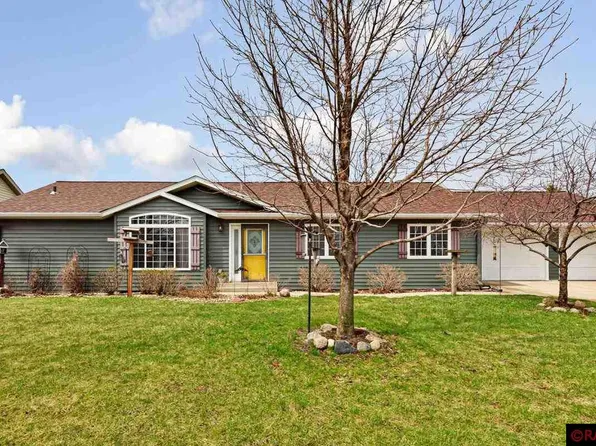 302 Paul Hanson Dr, Clarks Grove, MN 56016