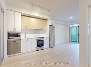 30 Upper Mall Way #2104, Vaughan, ON L4J 0L7