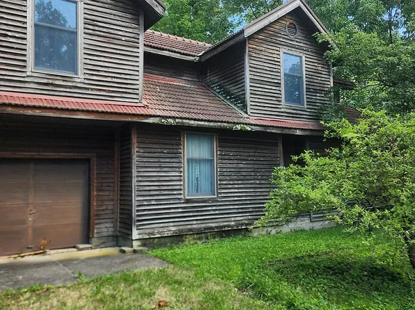 10119 Mohawk Dr, Huntsville, OH 43324