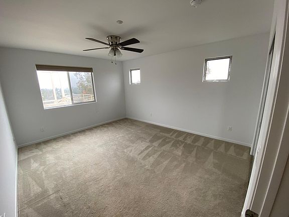 3rd image of 1212 Ocean Park Blvd Unit 15