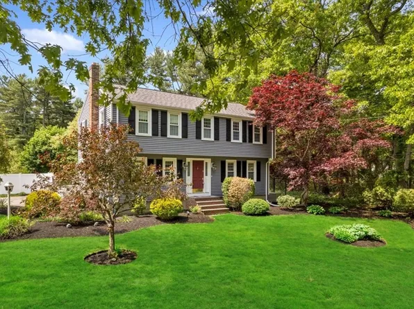 55 West St, Pembroke, MA 02359