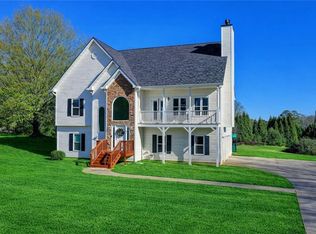 6570 Heardsville Rd, Cumming, GA 30028