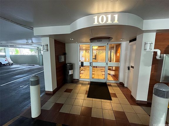 2nd image of 1011 Prospect St APT 903