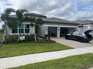 12181 Eucalyptus Way, Naples, FL 34120