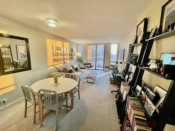 Living Room / Dining Room