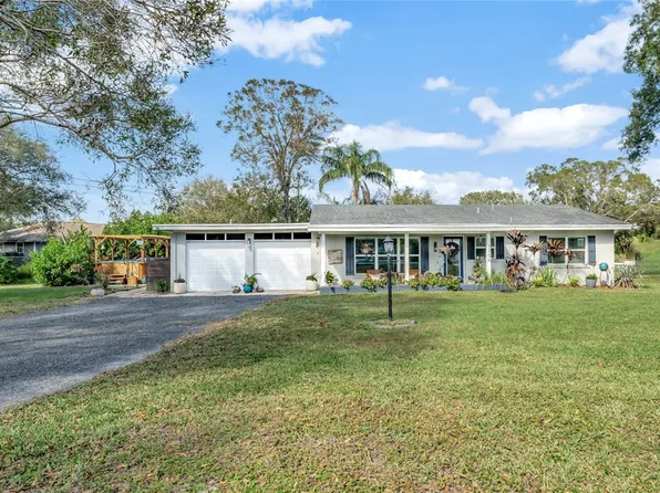 3706 13th St, Vero Beach, FL 32960