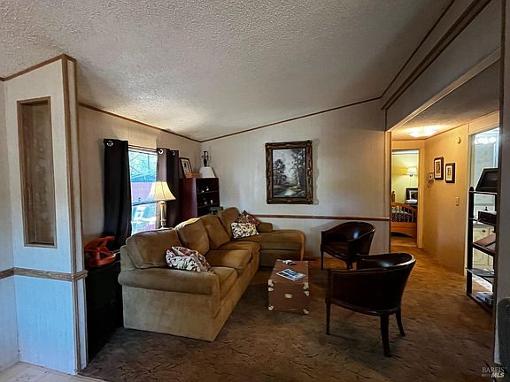 4th image of 14150 Lakeshore Drive
