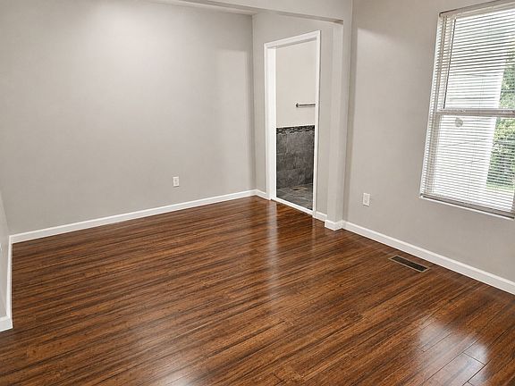 5th image of 3117 Saint Paul St