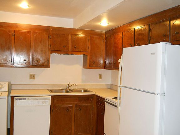 2nd image of 2006 Natchez Trce