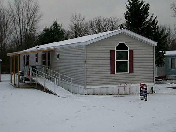 3rd image of 102 Timberlake Dr