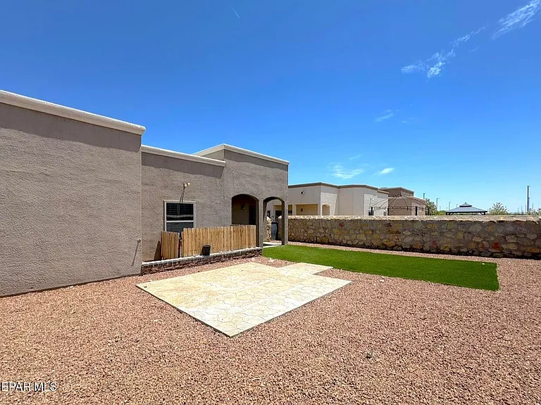 14372 Angel D Garcia Ct — Photo 3
