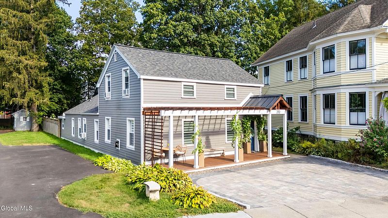 4th image of 232 Nelson Avenue