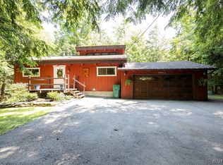 83 Hardwood Dr, Glenwood, NY 14069