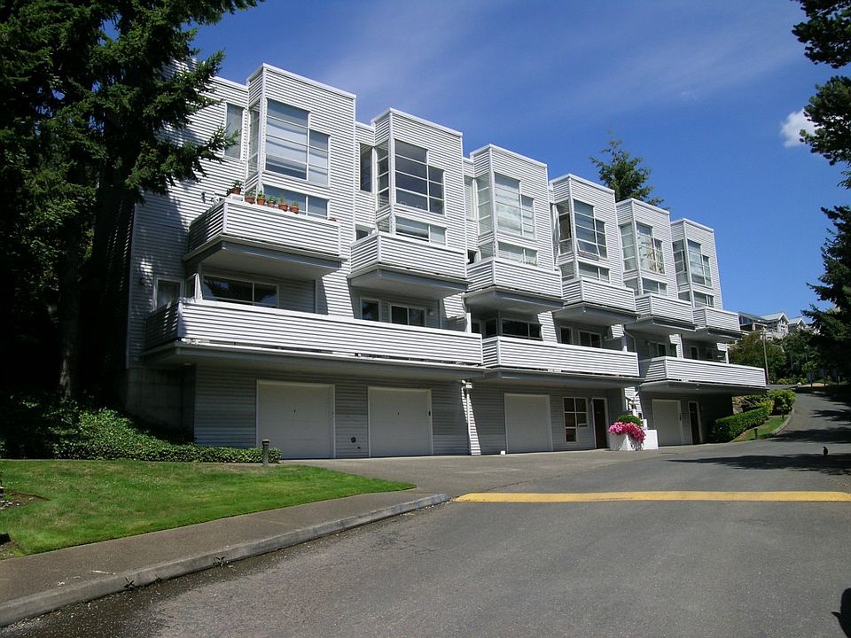 1st image of 460 4th Ave #460