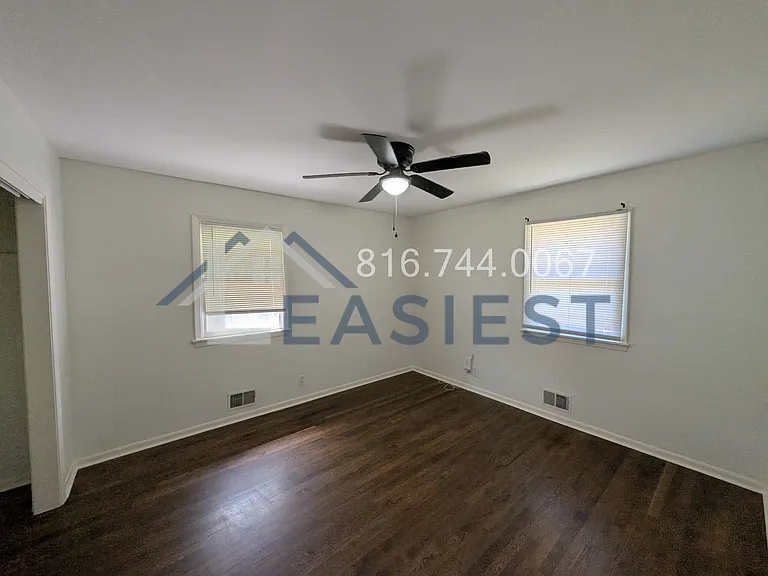 6503 N Walrond Ave — Photo 11