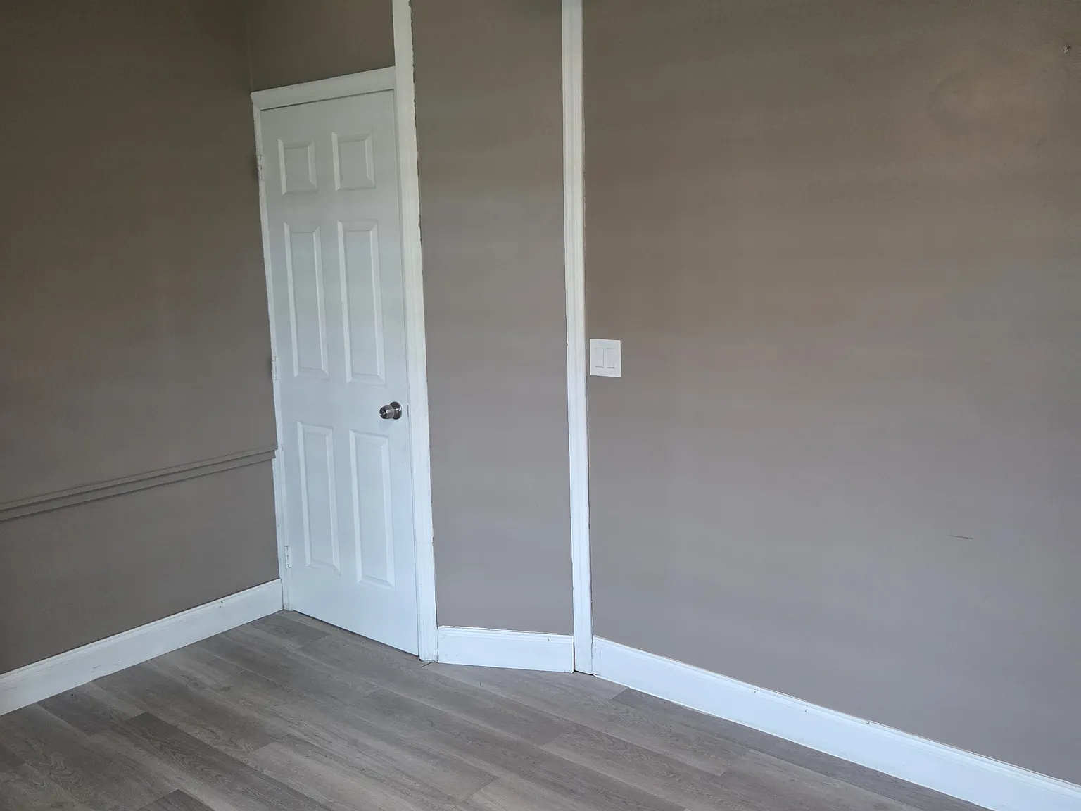 2 bed, 1822 sqft, $1,100 — Photo 3