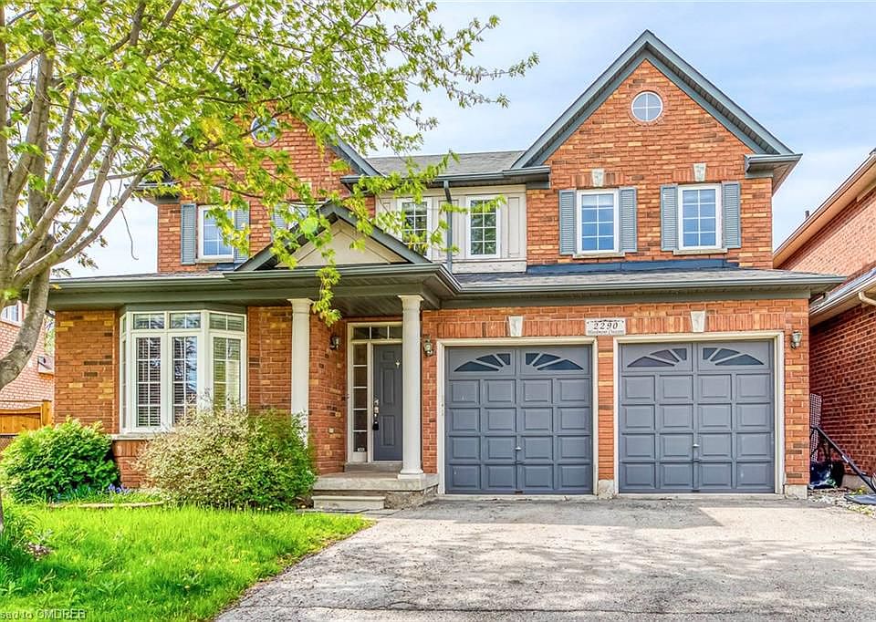 1st image of 2290 Woodmont Cres