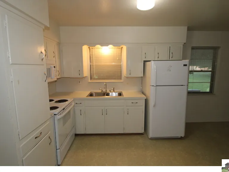304 Ridge St — Photo 28