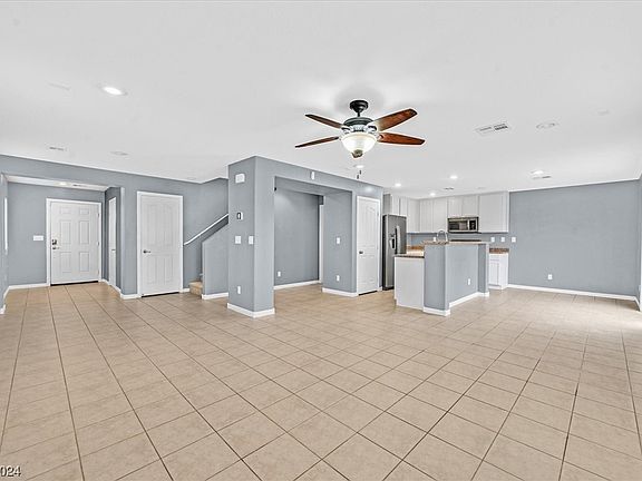 4th image of 13 Snow Dome Ave