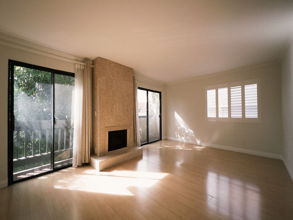 1st image of 1236 Wellesley Ave APT 3