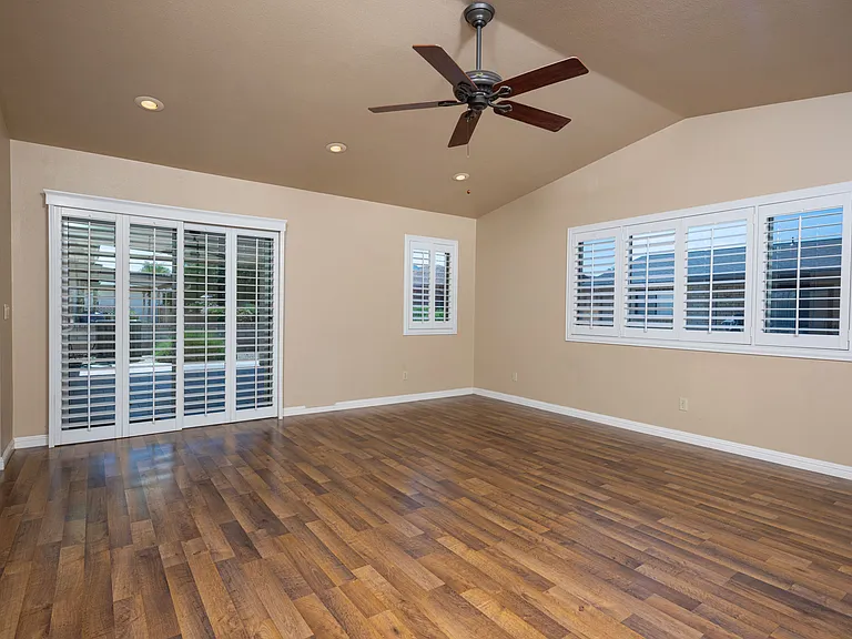 4613 E Escondido Ave — Photo 3