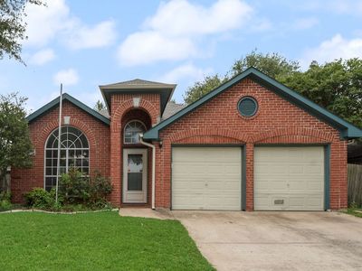 2707 Red Oak Dr, Grand Prairie, TX, 75052