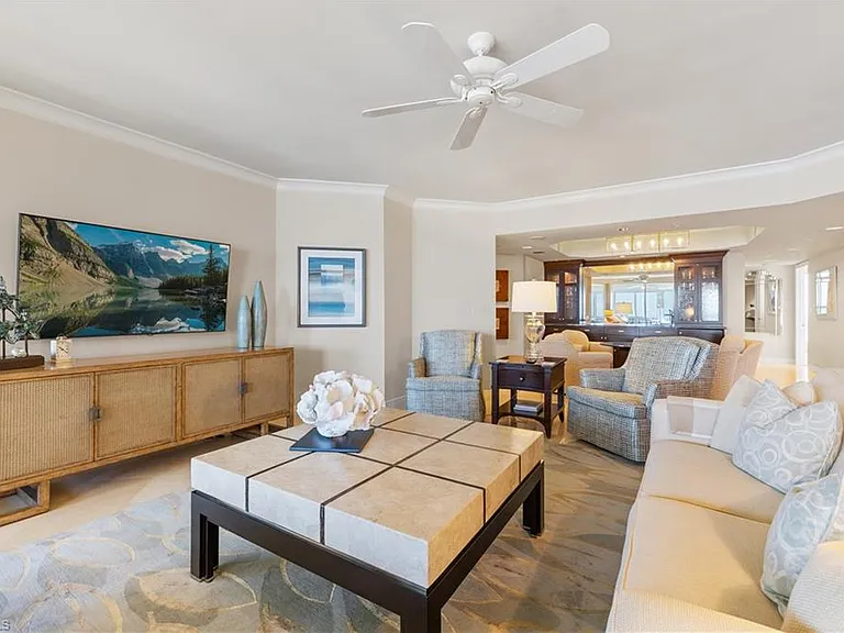 4021 Gulf Shore Blvd N #1804 — Photo 6