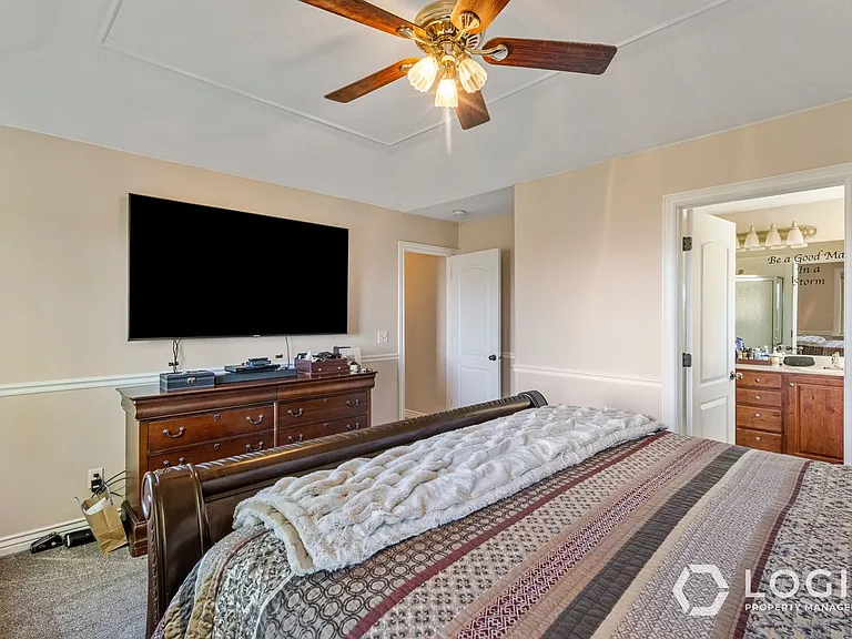 9223 Silver Lake Dr — Photo 22