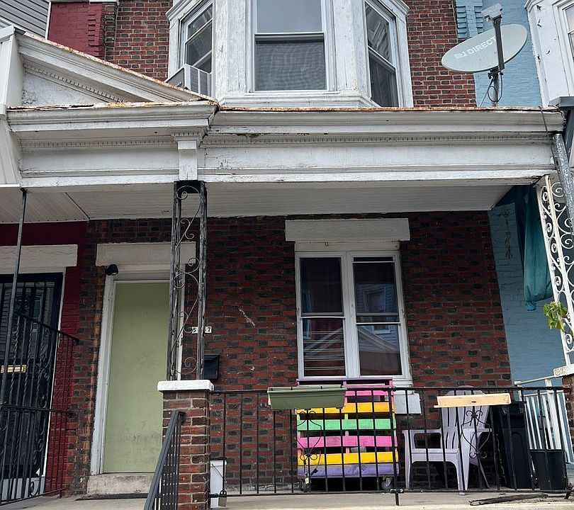 1st image of 5257 Delancey St #B