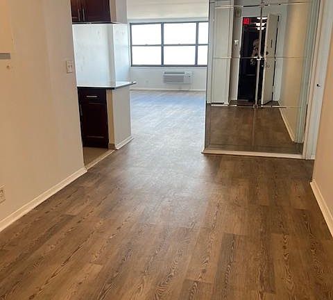 3rd image of 7004 Boulevard East APT 30D