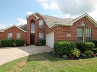 105 Falls Ct, Red Oak, TX 75154