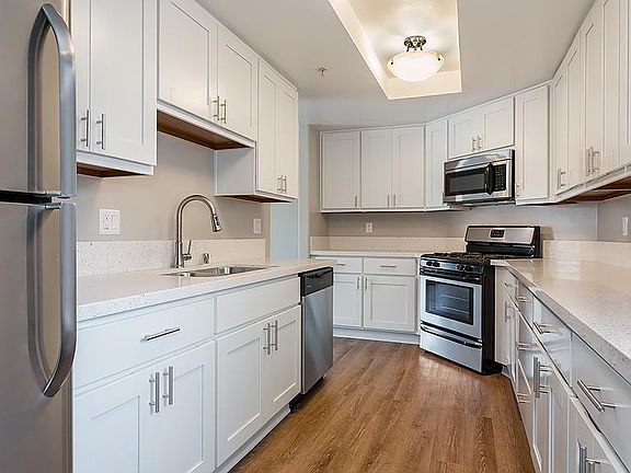 2nd image of 250 W Stocker St APT 203